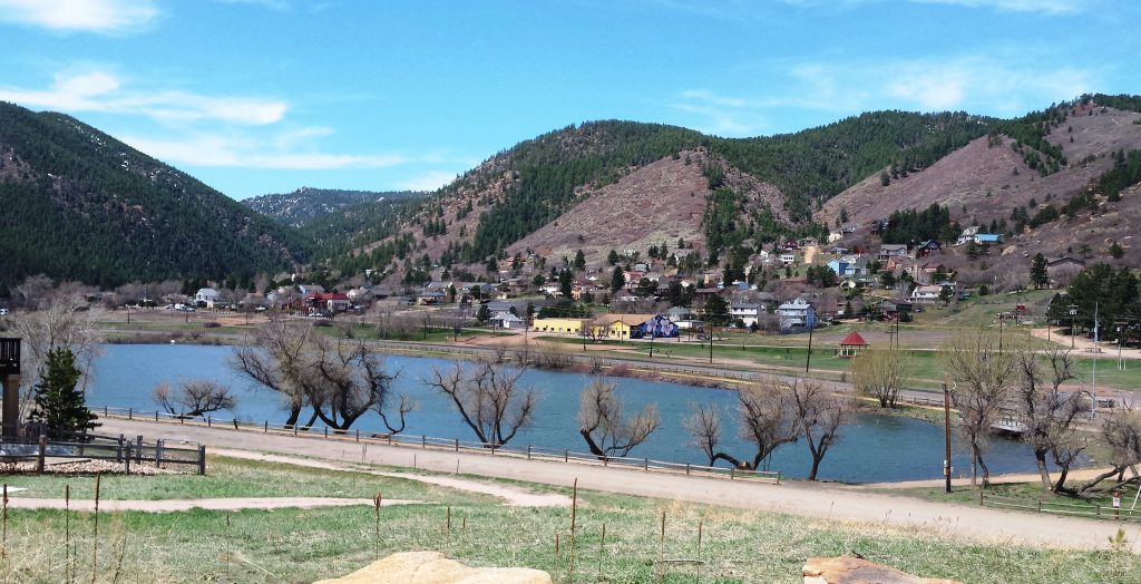 Palmer Lake Homes main from Palmer Lake Trail